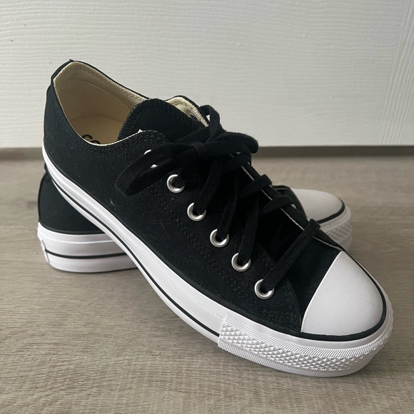 NEW Converse Chuck Taylor All Star Platform SZ 8 Black - Picture 8 of 10